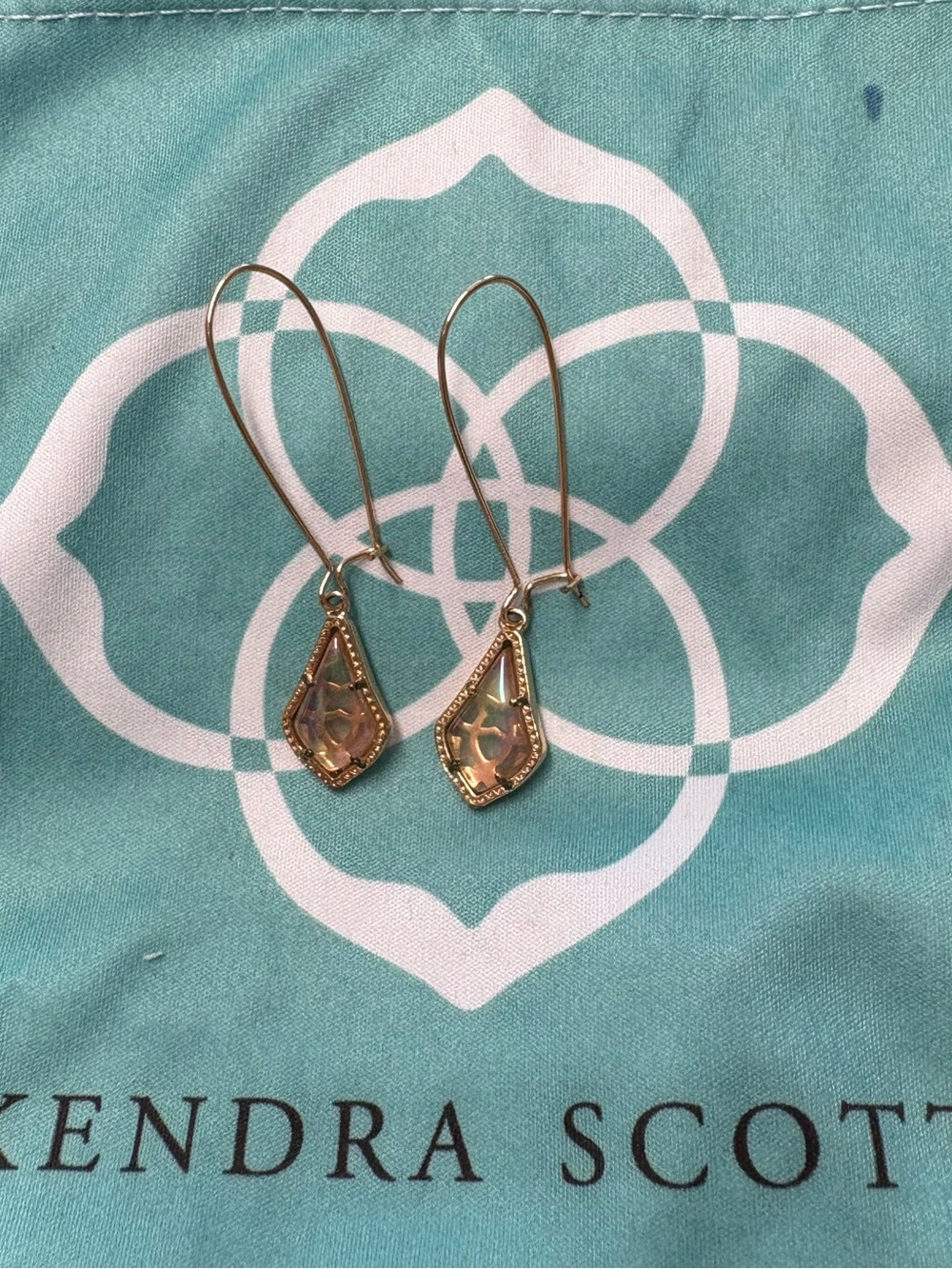Kendra Scott Rose Gold LORI Earrings with Peach Iridescent Stones